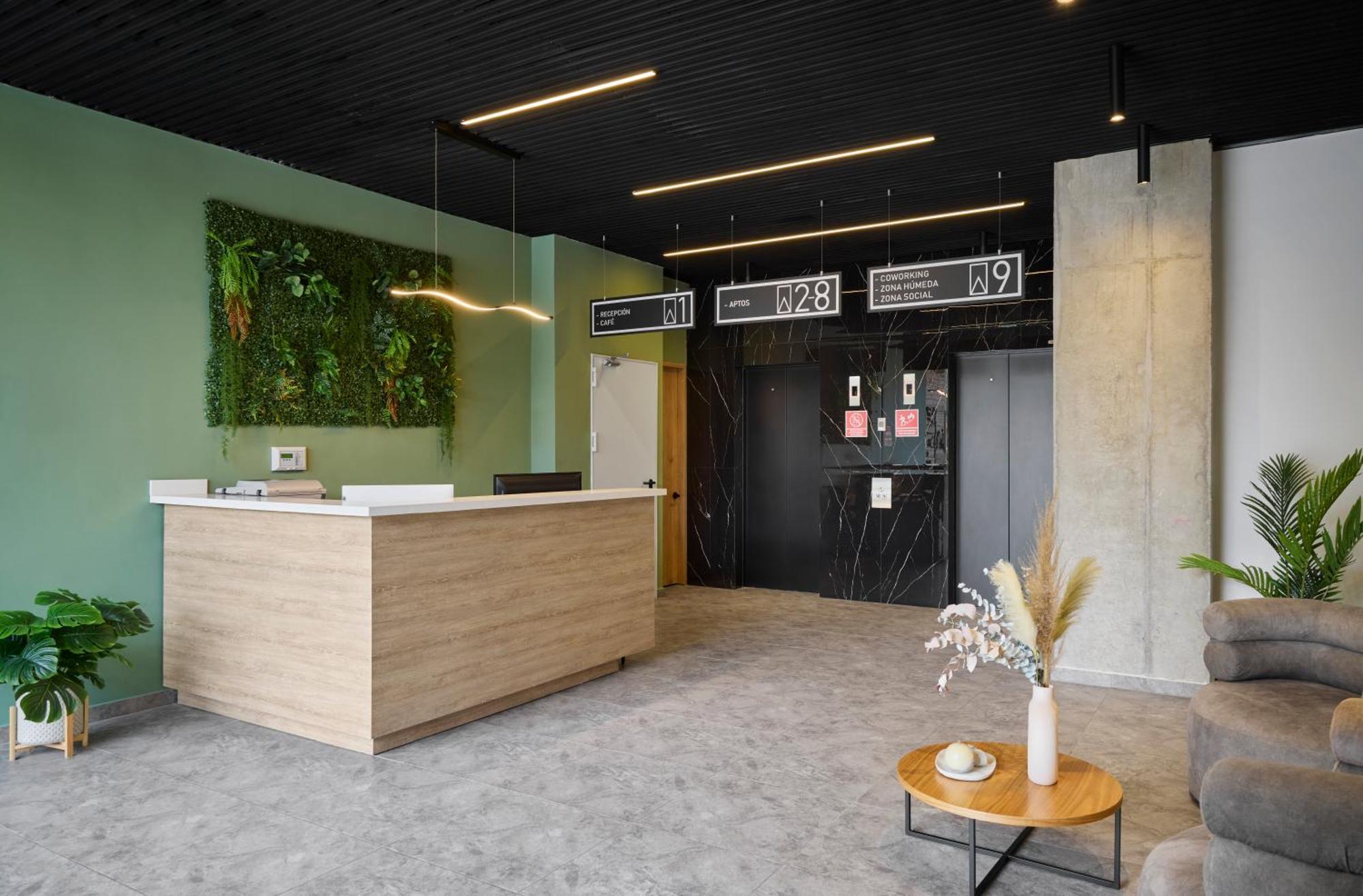 30 Living Suites Medellín Eksteriør billede