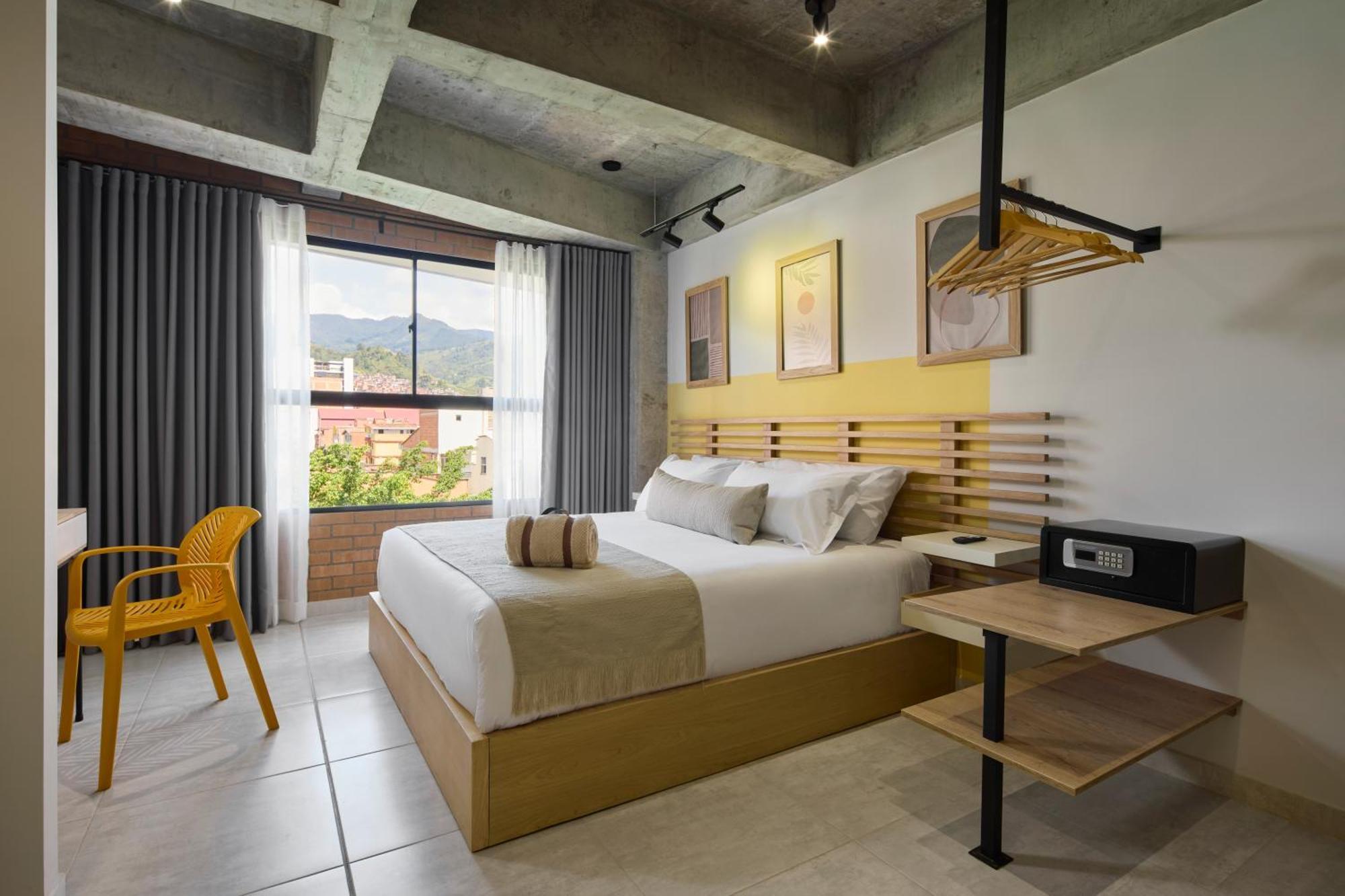 30 Living Suites Medellín Eksteriør billede